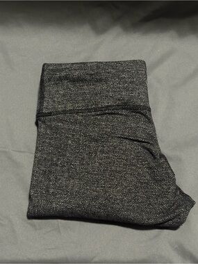Lululemon mid rise leggings